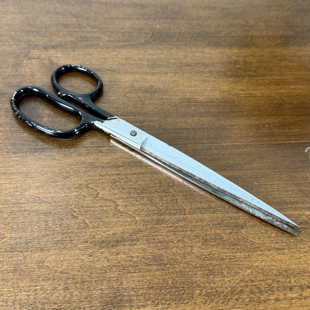 Vintage Compton USA Dressmaker Shears 4.5" Blade Fabric Sewing Scissors Rusty